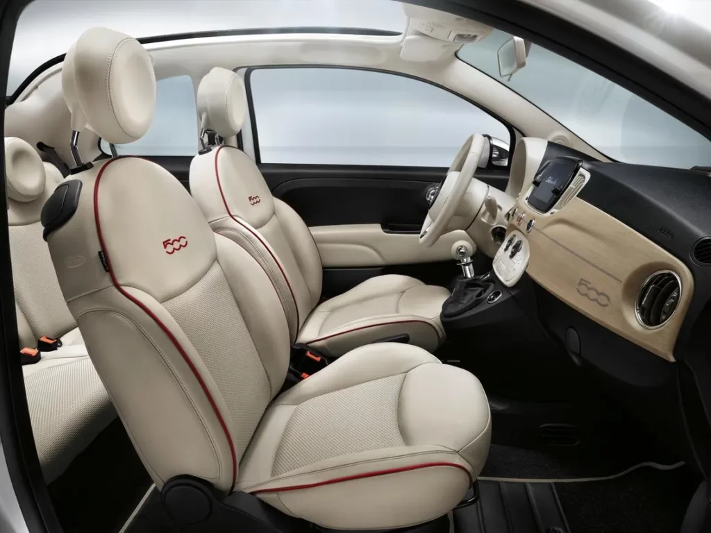 Fiat 500 interieur 1